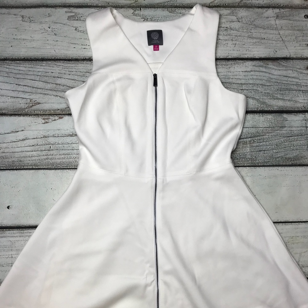 JC Penney size 10 White zipper front dress